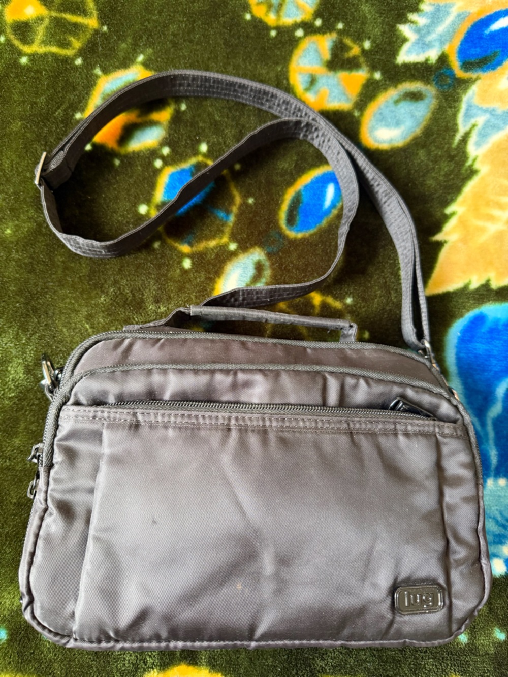 Black Men's Crossbody Shoulder Bag - Picture 6 of 14